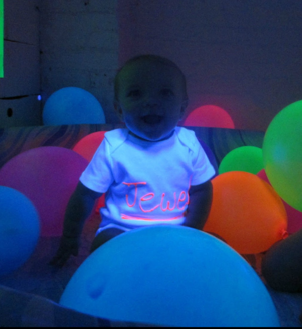 Throw the ultimate glowing party for kids with this collection of ideas! #glowinthedarkpartyideas #glowinthedark #blacklightparty #uvpartyideas #growingajeweledrose #activitiesforkids