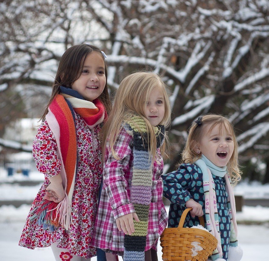 winter walks outdoor activities for kids 