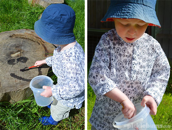 Ideas and tips for outside play - water play!