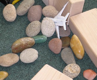 Loose parts: What does this mean?